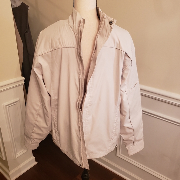 Ontour long sleeve cream jacket size small - Picture 8 of 8